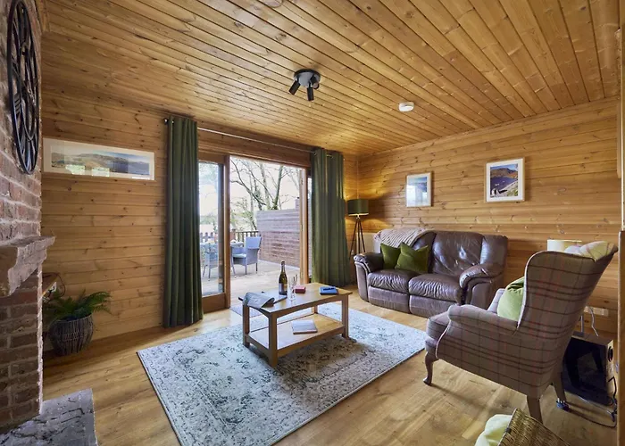 Semesterbostad Gadwall With Hot-tub